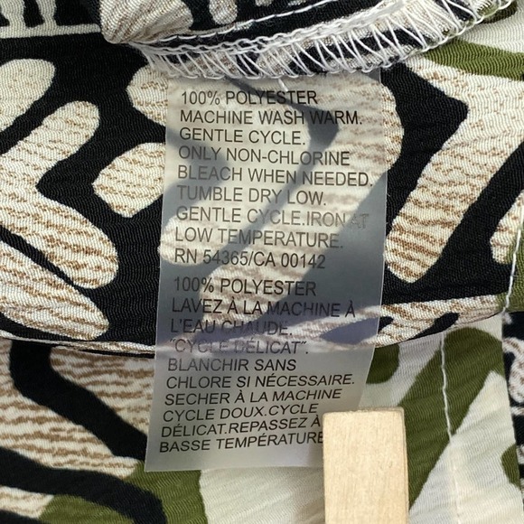 ALIA Multicolored Boho Aztec Print Long Sleeve Button Down Blouse - Picture 10 of 12